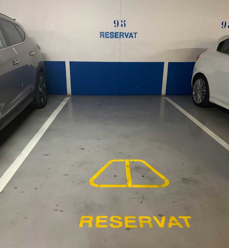 Barrera guarda plaza para parking y garajes privados
